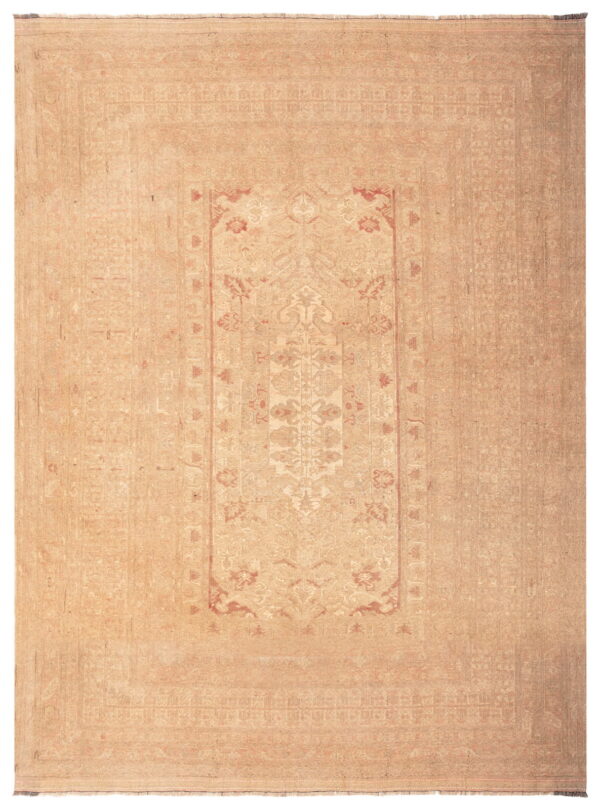 Qala-E-Nau 368cm x 288cm / 12'1'' x 9'5''